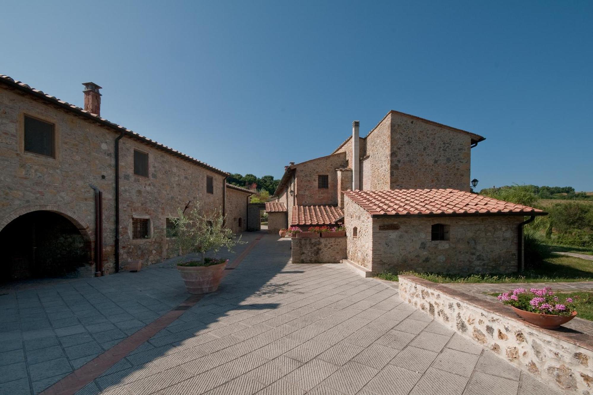 Tenuta Decimo - Il Borgo Di Mariano 산지미냐노 외부 사진